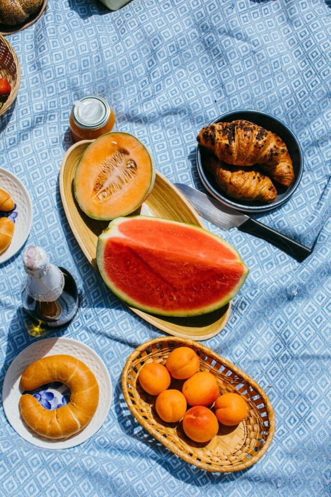 10 Natural Foods That Help You Lose Weight and Stay Healthy