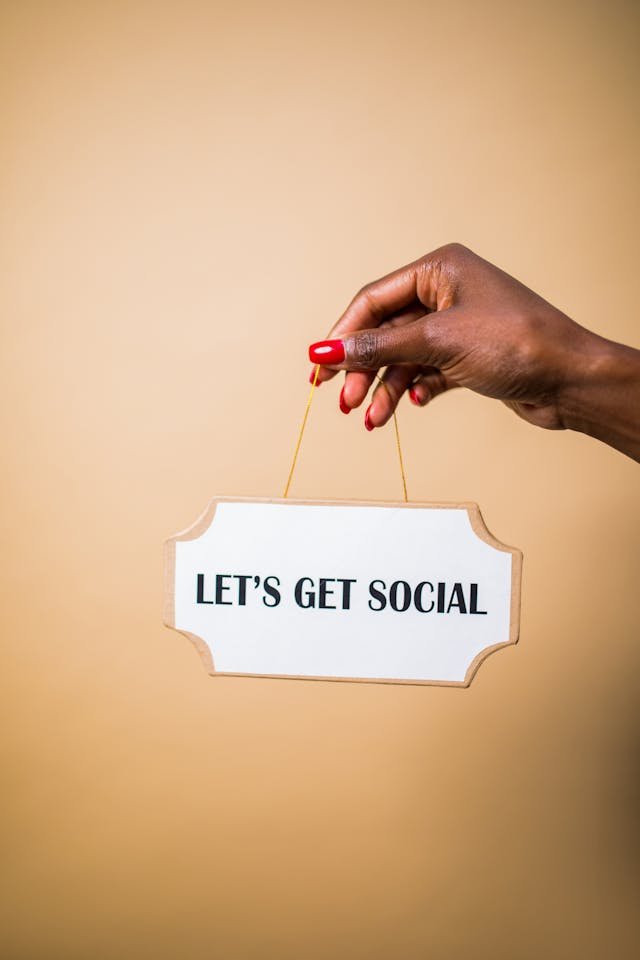 Direct Marketing: The Most Powerful Way to Reach Customers in 2025